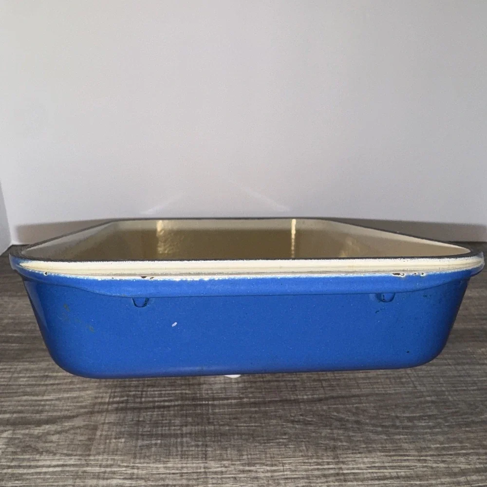 Le Creuset Enameled Cast-Iron Rectangular Baking Dish Cobalt Blue 13.25